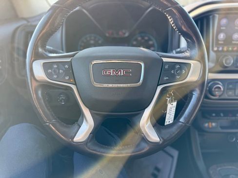 Used 2022 GMC Canyon Denali AWD/4WD image 13