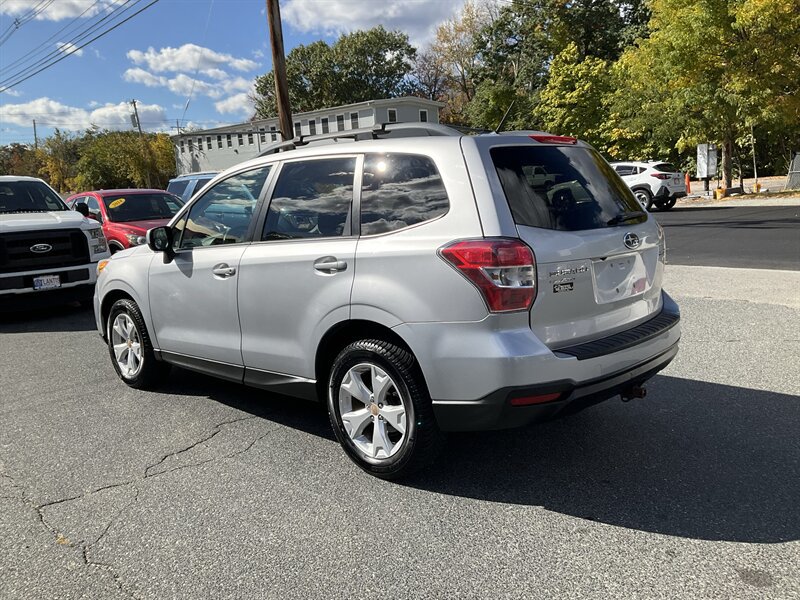 Used 2015 Subaru Forester 2.5i Premium w/ All-Weather Package AWD/4WD image 7
