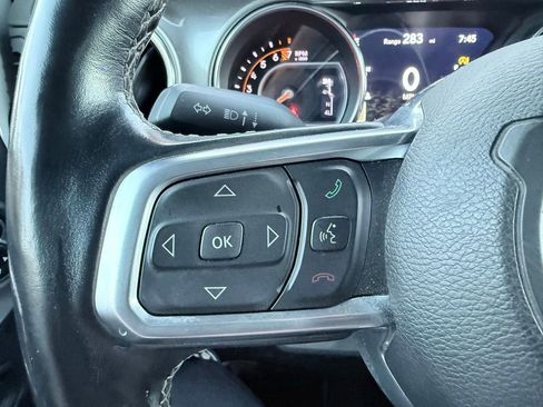 Used 2020 Jeep Gladiator Overland w/ Cold Weather Group image 13