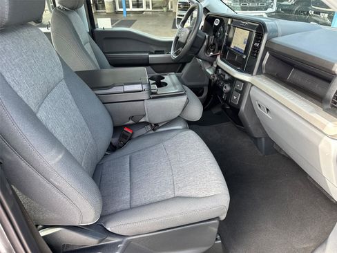 Certified 2025 Ford F250 XL w/ STX Appearance Package AWD/4WD image 17
