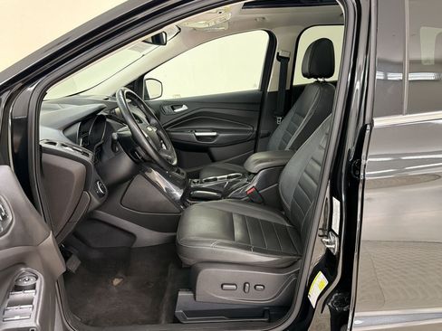 Used 2015 Ford Escape Titanium w/ Equipment Group 301A FWD image 5