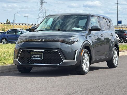 Used 2024 Kia Soul LX w/ Option Group 015 FWD image 7