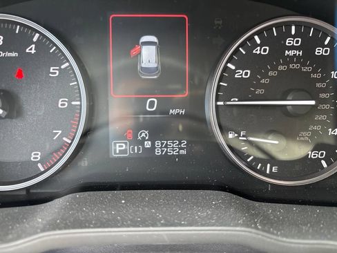 Certified 2024 Subaru Crosstrek 2.0i Premium AWD/4WD image 5