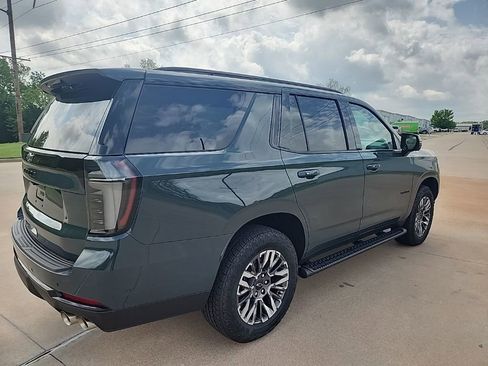 Used 2025 Chevrolet Tahoe Z71 w/ Z71 Off-Road Package image 7