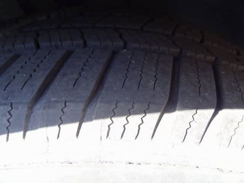 Used 2017 Ford Explorer FWD image 16