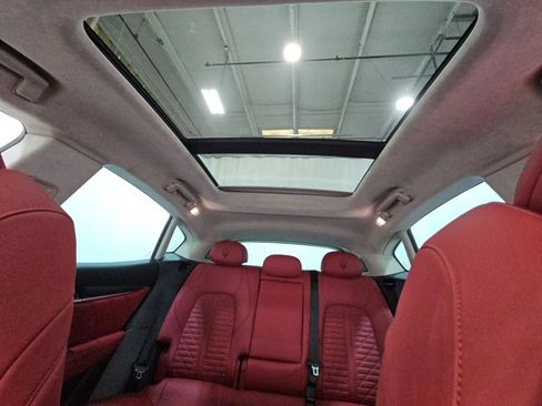 Used 2022 Maserati Levante Modena image 7