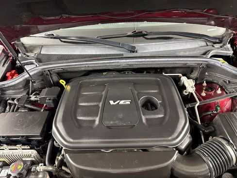 Used 2018 Jeep Grand Cherokee Laredo AWD/4WD image 9