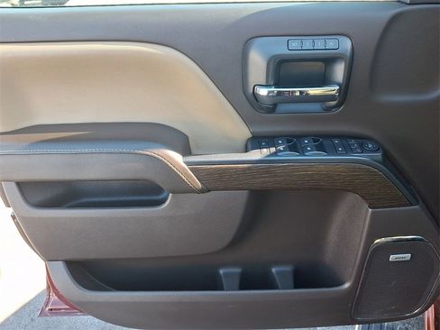 Used 2017 GMC Sierra 1500 Denali w/ Denali Ultimate Package image 12