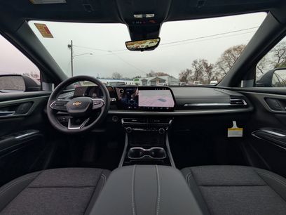 New 2026 Chevrolet Traverse LT w/ Driver Confidence Package