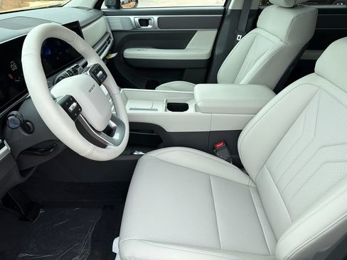 New 2026 Hyundai Santa Fe SEL w/ Tow & Go Package FWD image 10