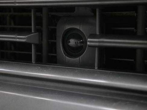 Used 2024 Porsche Cayenne S image 23