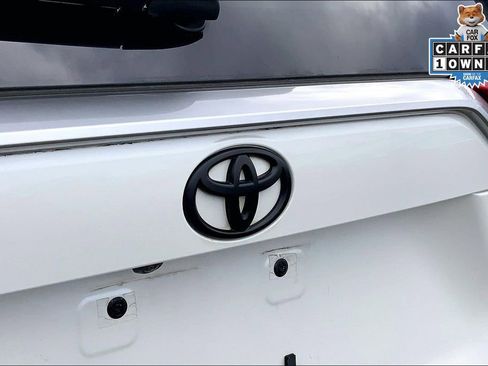 Used 2022 Toyota RAV4 Limited image 30