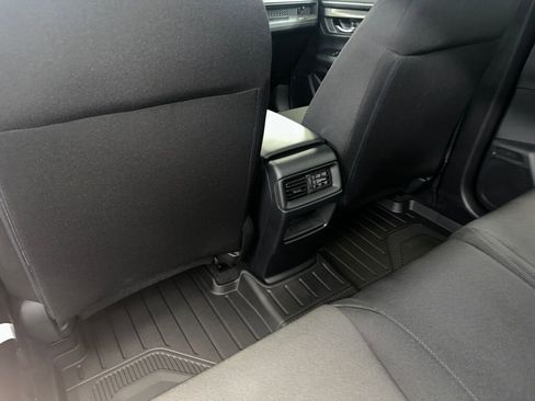 Used 2025 Honda CR-V LX image 16