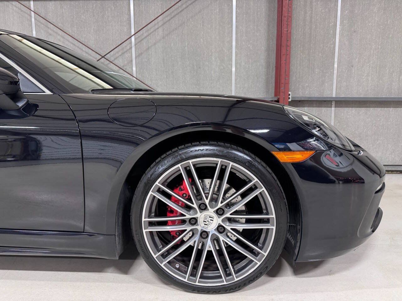 Used 2018 Porsche 718 Cayman S RWD image 36