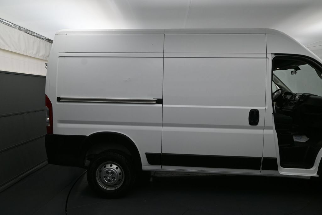 Used 2021 RAM ProMaster 1500 w/ Convenience Group FWD image 11