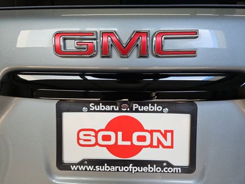 Used 2024 GMC Terrain SLT w/ LPO, 'HIT The Road' Package image 26