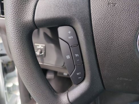 New 2025 Chevrolet Express 3500 w/ Power Convenience Package RWD image 18
