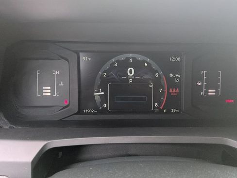 Used 2025 Toyota Tacoma SR5 AWD/4WD image 21