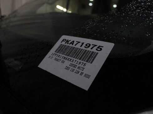 Used 2019 Ford Transit 250 130 Low Roof w/ Exterior Upgrade Package image 32