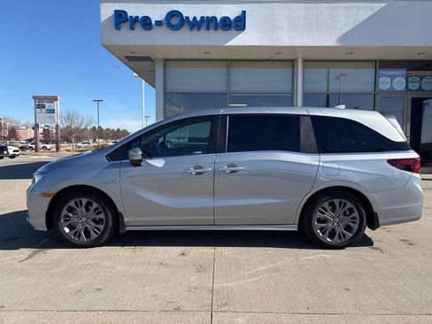 Certified 2026 Honda Odyssey Touring image 8