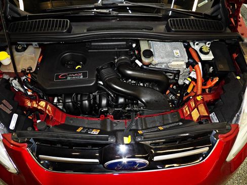 Used 2016 Ford C-MAX Energi SEL w/ Equipment Group 302A FWD image 23