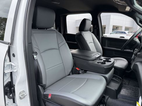 New 2026 RAM 4500 Tradesman AWD/4WD image 18
