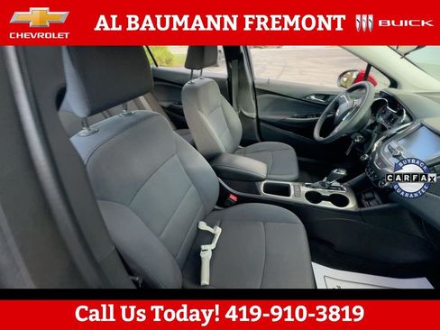 Used 2018 Chevrolet Cruze LT FWD image 15