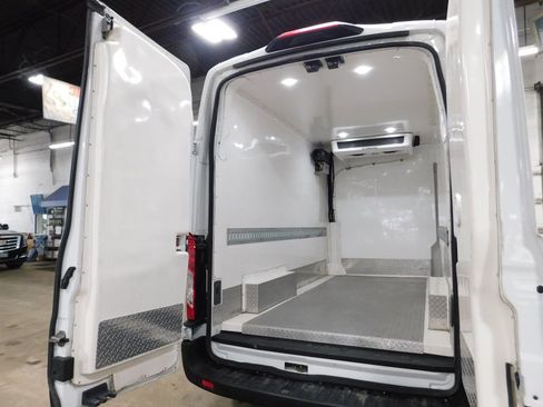 Used 2023 Ford Transit 250 High Roof AWD w/ Exterior Upgrade Package image 84