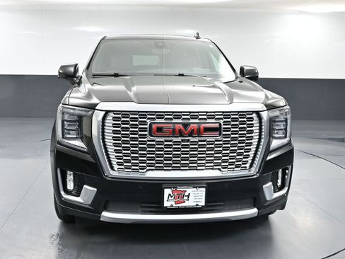 Used 2022 GMC Yukon Denali w/ Denali Ultimate Package image 13