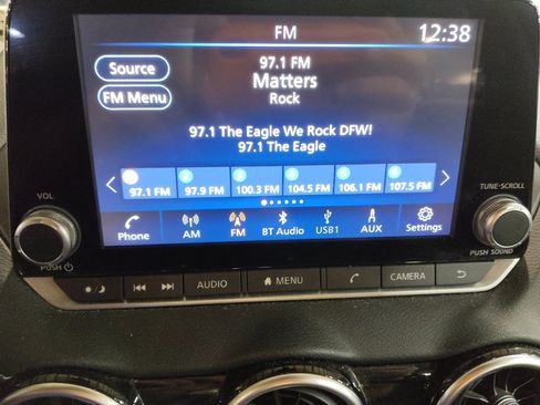 Used 2023 Nissan Sentra SV FWD image 25