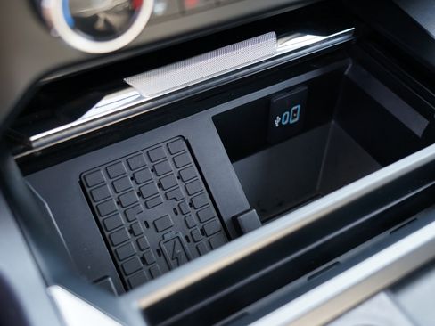 Used 2023 Ford F250 Lariat w/ Lariat Ultimate Package image 40