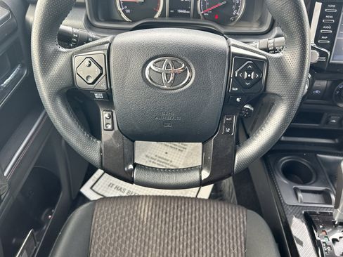 Used 2024 Toyota 4Runner TRD Off-Road image 28