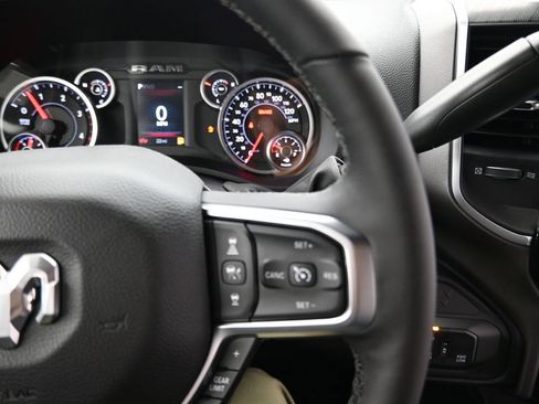 New 2026 RAM 3500 Big Horn AWD/4WD image 25