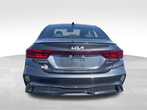 Used 2024 Kia Forte GT-Line w/ GT-Line Premium Package FWD image 4
