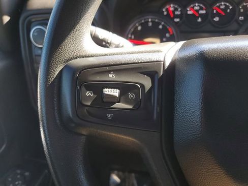 Used 2022 Chevrolet Silverado 2500 Custom w/ Custom Value Package image 28