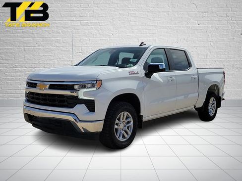 Used 2024 Chevrolet Silverado 1500 LT w/ Z71 Off-Road Package image 1
