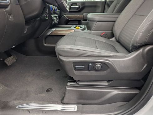 Used 2022 Chevrolet Silverado 3500 LT w/ Convenience Package image 12