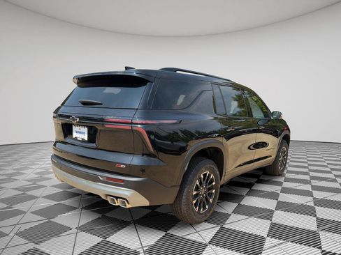 New 2026 Chevrolet Traverse Z71 w/ LPO, Floor Liner Package AWD/4WD image 5