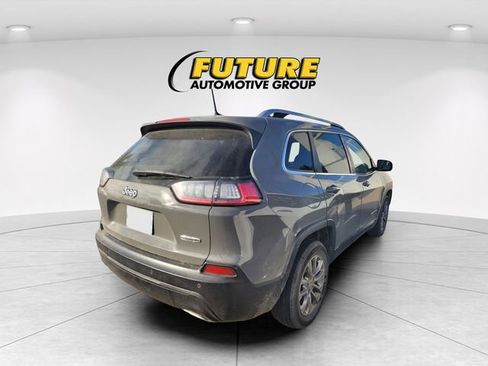 Used 2021 Jeep Cherokee Latitude Lux w/ Sun & Sound Group FWD image 3