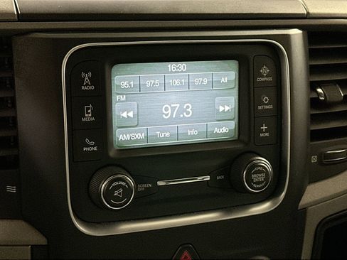 Used 2015 RAM 1500 Express image 23