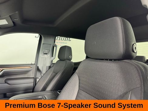 Used 2022 Chevrolet Silverado 1500 RST image 11