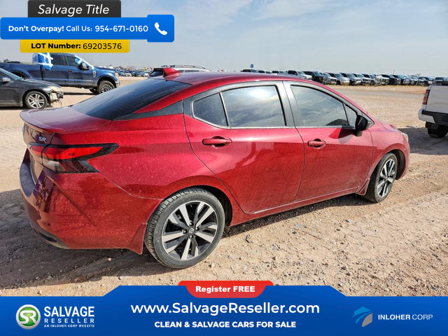Used 2022 Nissan Versa SR FWD image 4