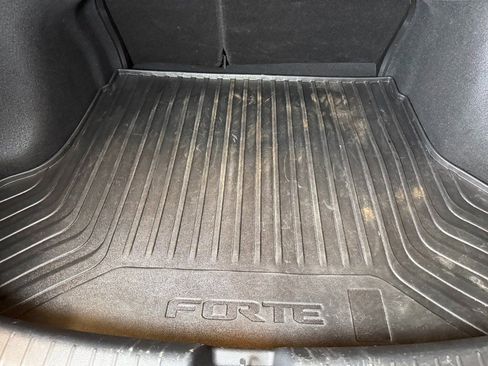 Used 2024 Kia Forte LXS w/ LXS Technology Package FWD image 22