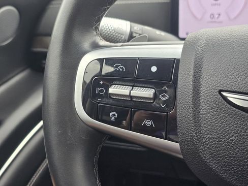 Used 2025 Genesis GV80 2.5T Advanced image 10