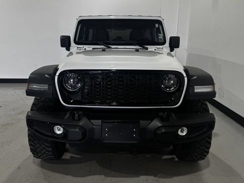 Used 2025 Jeep Wrangler Unlimited Sport AWD/4WD image 11