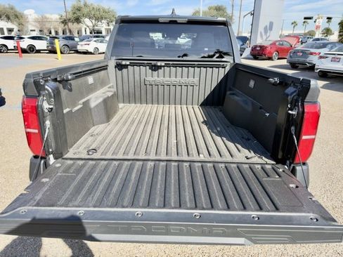 Used 2025 Toyota Tacoma SR image 8