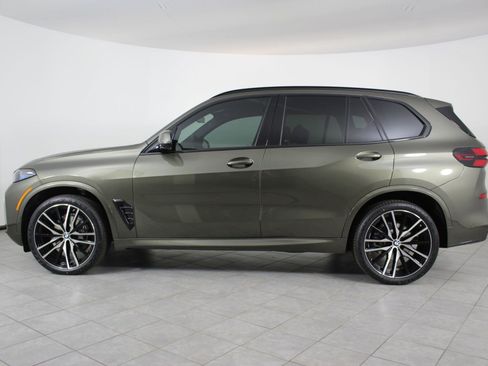 New 2026 BMW X5 xDrive40i w/ M Sport Package image 2