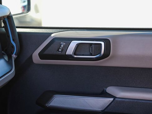 Used 2022 Ford Bronco Wildtrak image 21