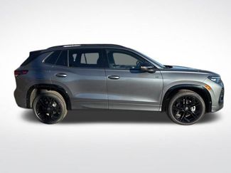 New 2026 Volkswagen Tiguan SE R-Line AWD/4WD video 2