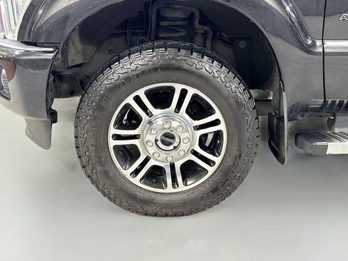 Used 2016 Ford F350 Platinum w/ Platinum Package AWD/4WD image 10
